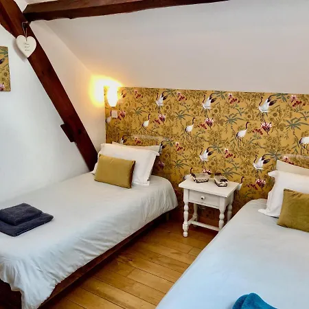 Дом отдыха La Grange Saillant Nectaire Сен-Нектер